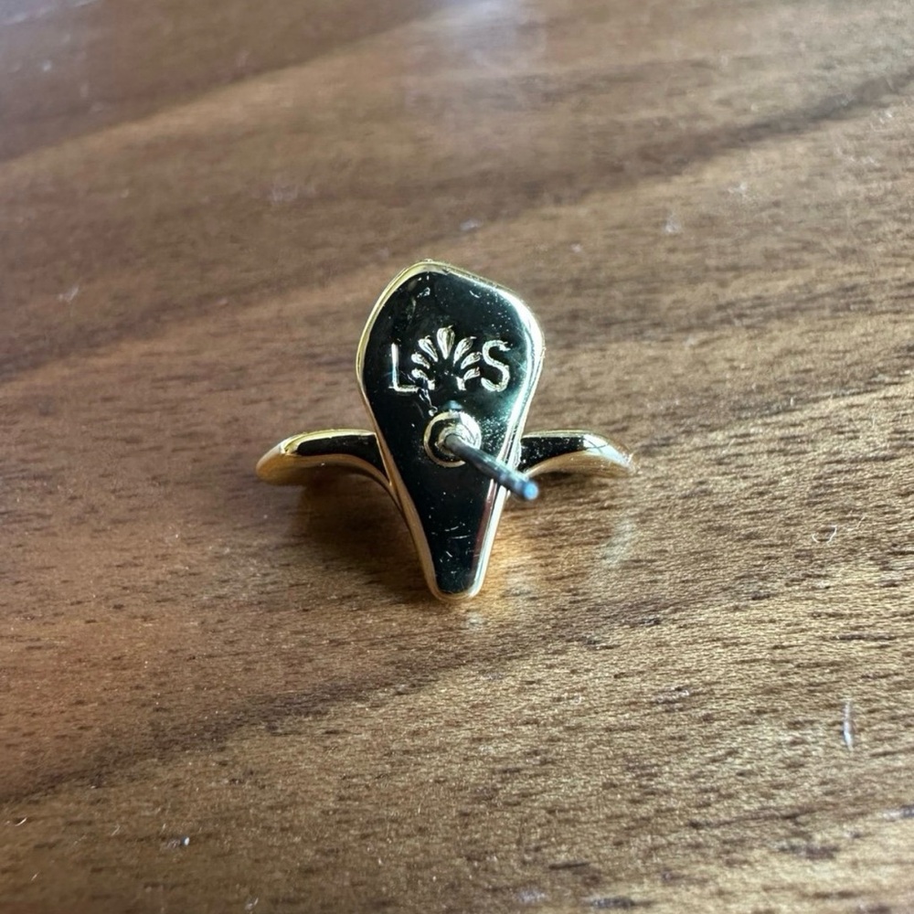 Lele Sadoughi Trillium Stud Earrings - Picture 3 of 5